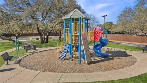 $389,900 | 701 South Stuart Cove, Leander, TX 78641