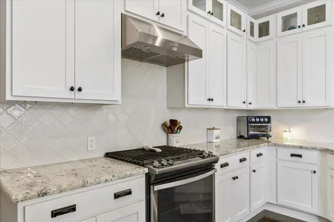 $389,900 | 701 South Stuart Cove, Leander, TX 78641