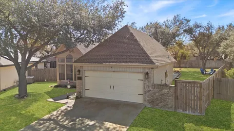 $389,900 | 701 South Stuart Cove, Leander, TX 78641