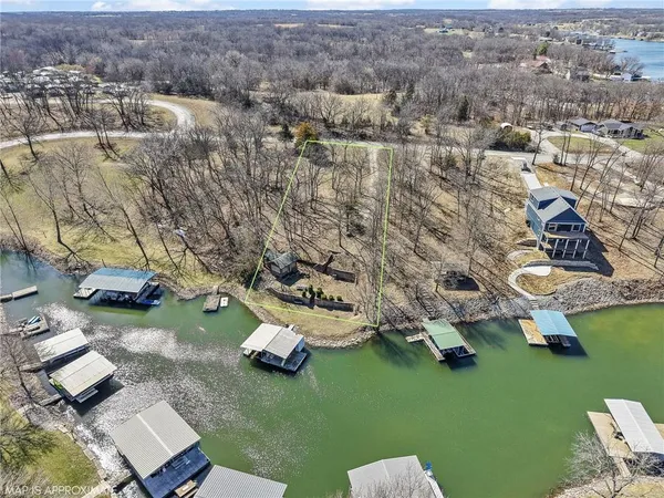 $349,900 | 156 Barracuda Road, Gallatin, MO 64640