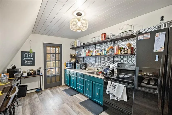 $349,900 | 156 Barracuda Road, Gallatin, MO 64640