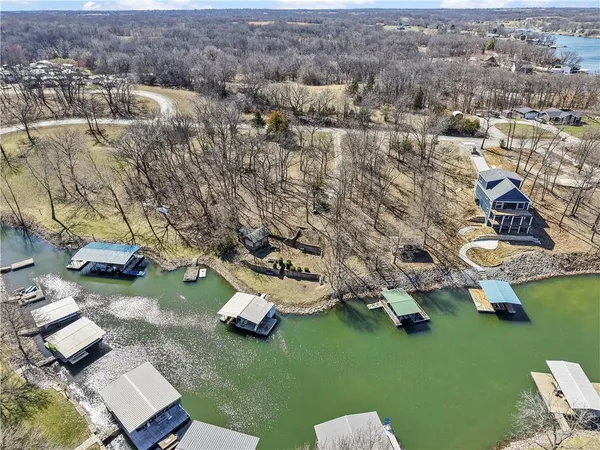 $349,900 | 156 Barracuda Road, Gallatin, MO 64640