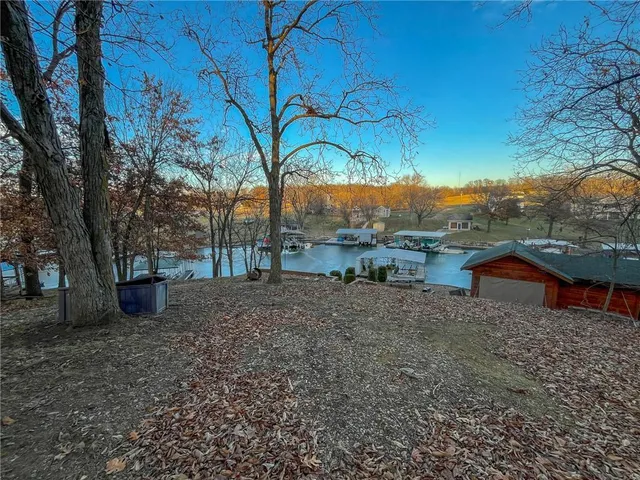 $349,900 | 156 Barracuda Road, Gallatin, MO 64640