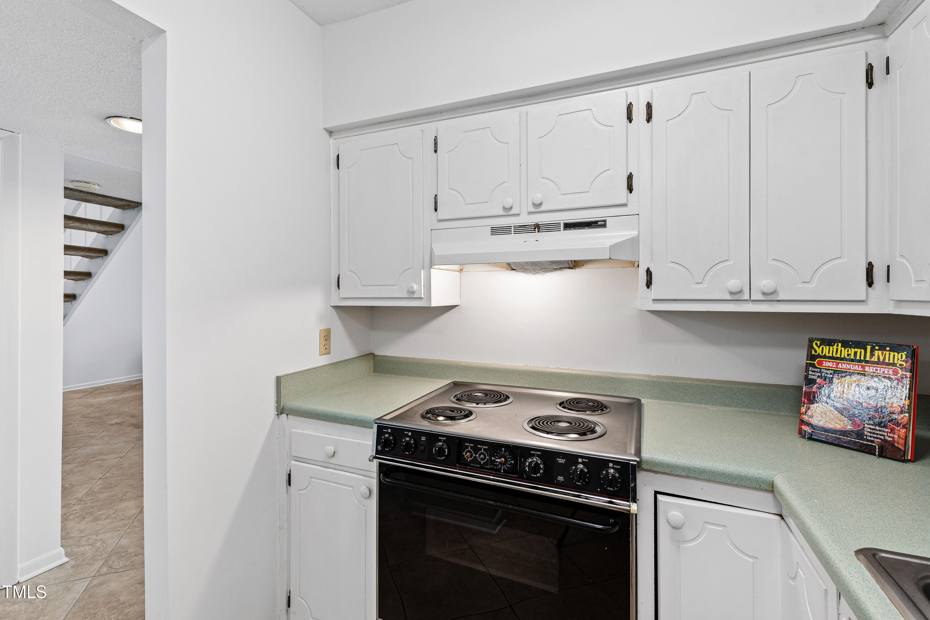 4633 Edwards Mill Road Raleigh, NC 27612 - Photo 11 of 29 Edwards (23)