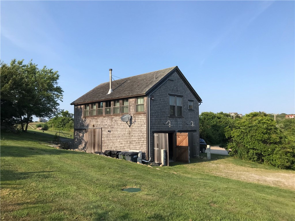 859 West Side Road Block Island, RI 02807 - Photo 22 of 40