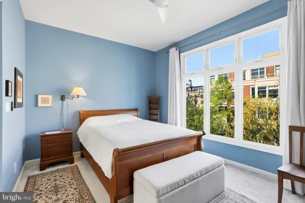$1,049,000 | 607 North St Asaph Street, Alexandria, VA 22314