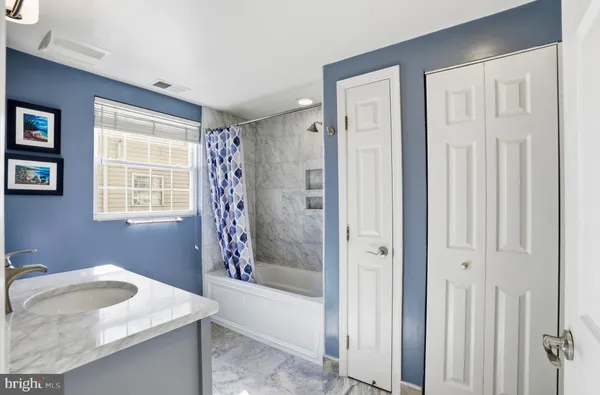 $1,049,000 | 607 North St Asaph Street, Alexandria, VA 22314