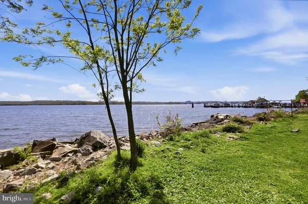 $1,049,000 | 607 North St Asaph Street, Alexandria, VA 22314