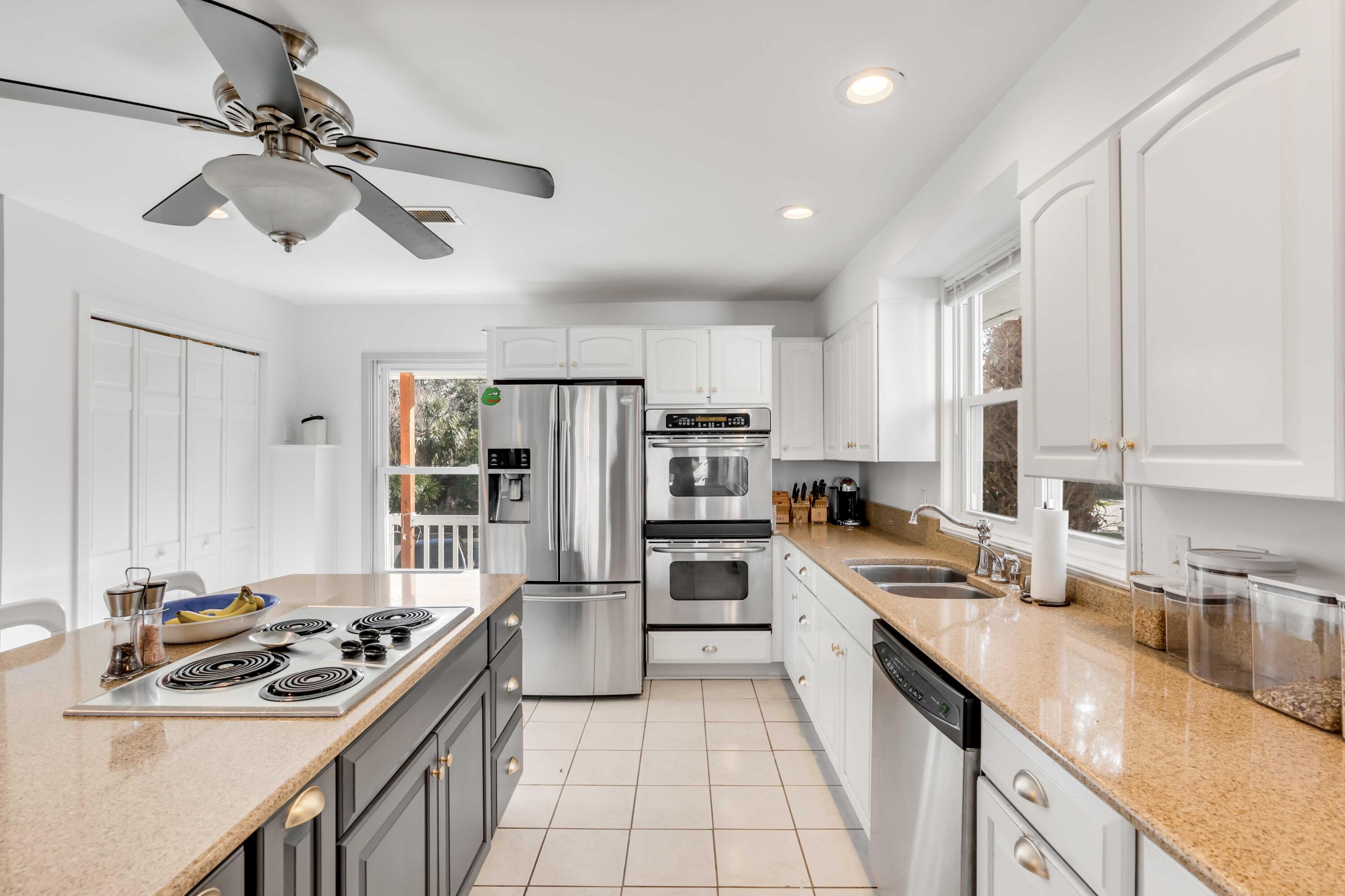 1616 Teal Marsh Road Charleston, SC 29412 - Photo 22 of 46 1616TealMarsh_NickCannPhoto-8