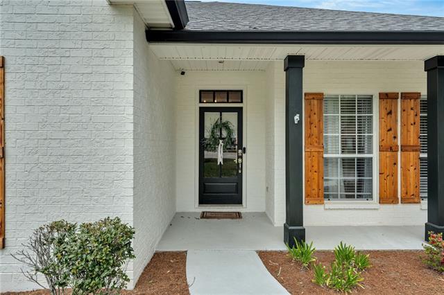 19183 Hector Street Mandeville, LA 70471 - Photo 3 of 28