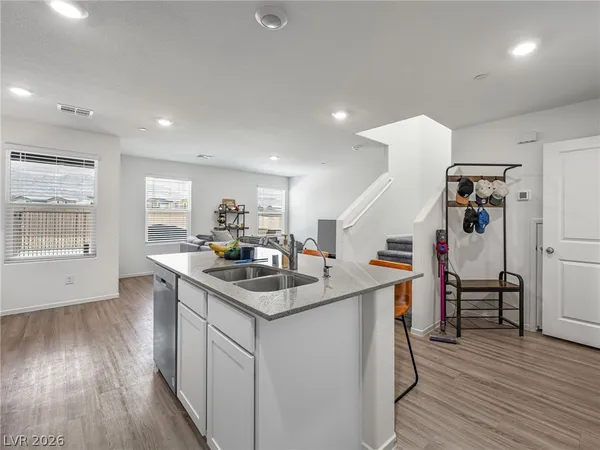 $2,400 | 1504 Foley Bay Drive, North Las Vegas, NV 89084