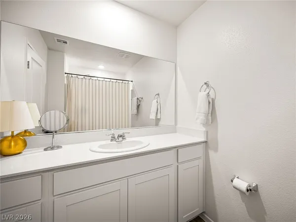 $2,400 | 1504 Foley Bay Drive, North Las Vegas, NV 89084