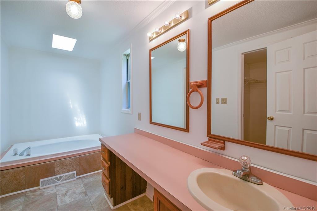 7610 Dellinger Road Denver, NC 28037 - Photo 36 of 48 Gallery Image 36