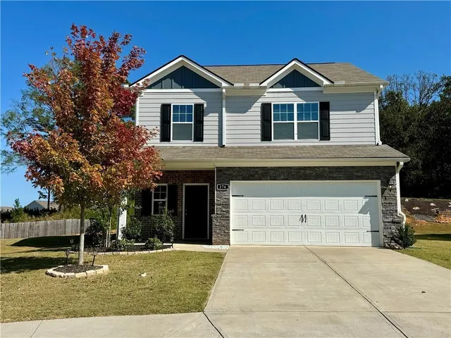 $1,895 | 174 Innis Brook Circle, Cartersville, GA 30120