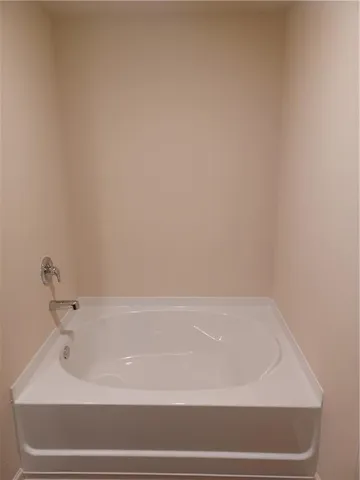 $1,895 | 174 Innis Brook Circle, Cartersville, GA 30120