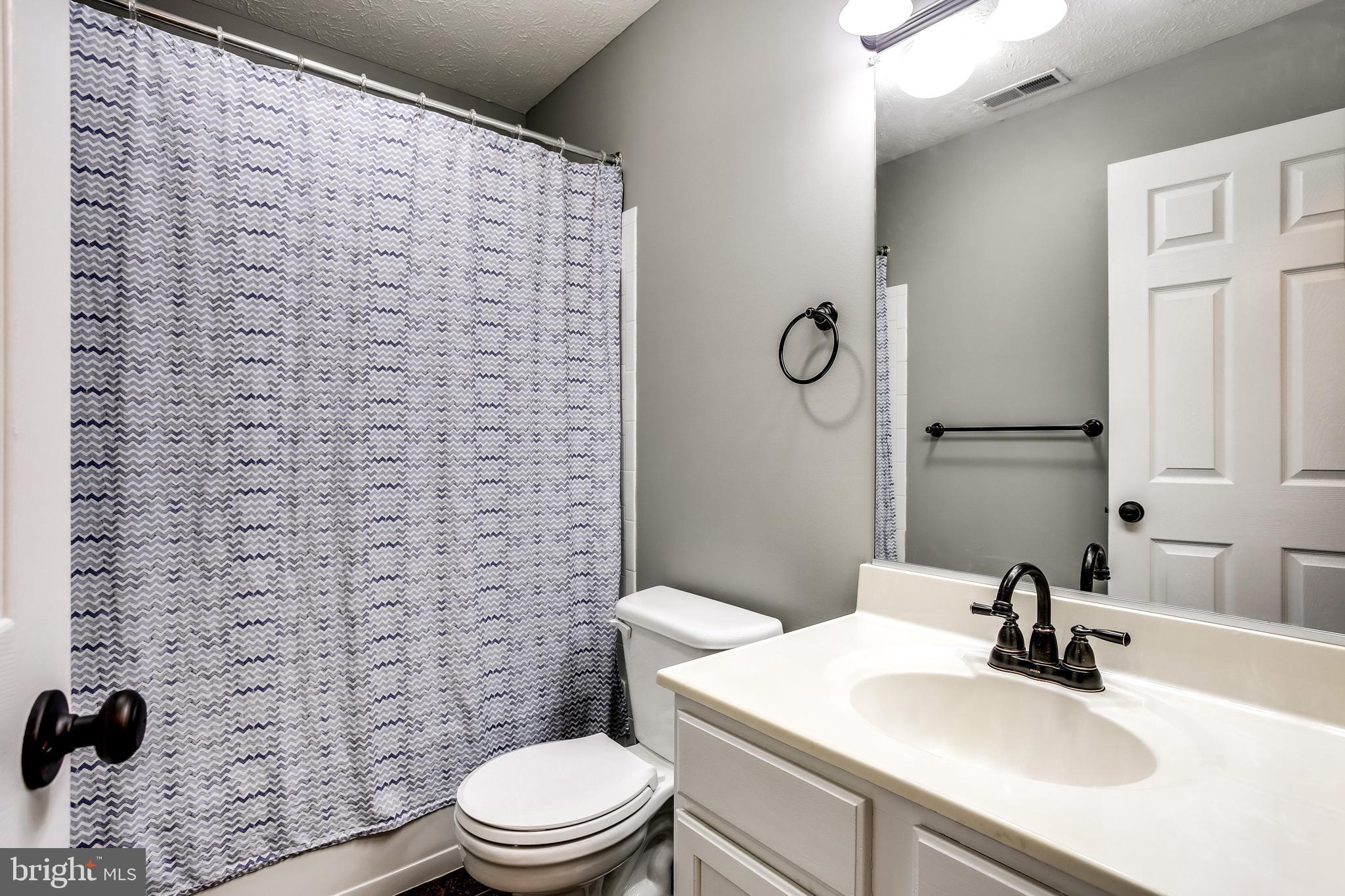 5019 Leasdale Road Baltimore, MD 21237 - Photo 22 of 30 Full Bath