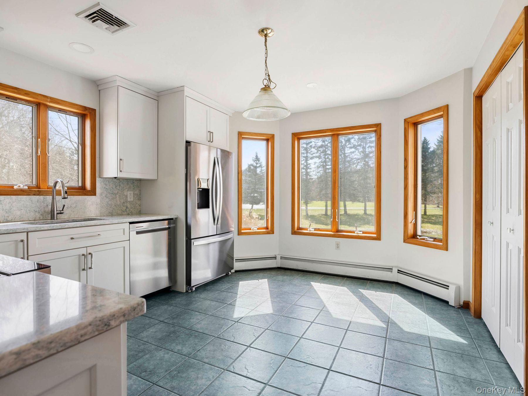 70 King Road Middletown, NY 10941 - Photo 14 of 44