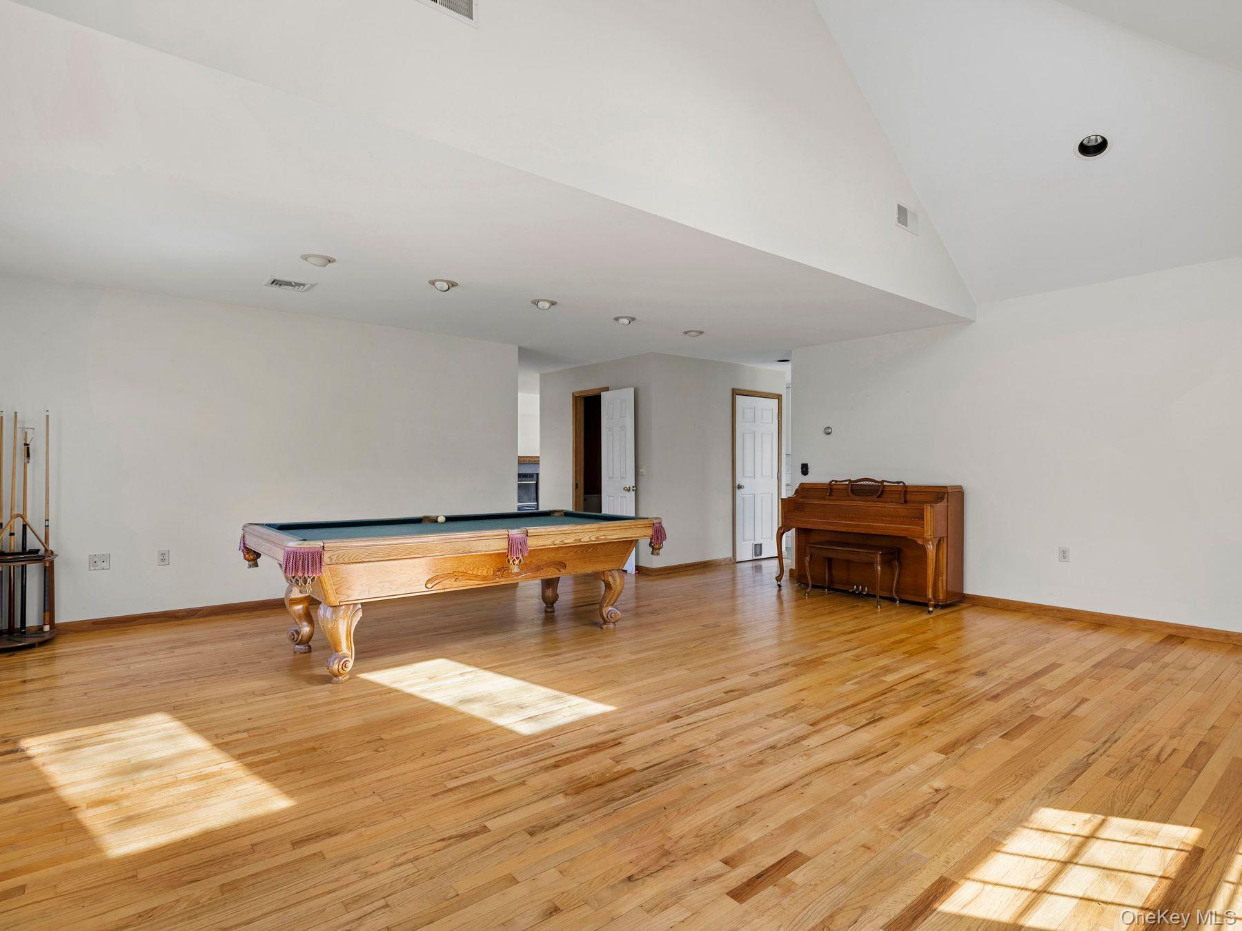 70 King Road Middletown, NY 10941 - Photo 17 of 44