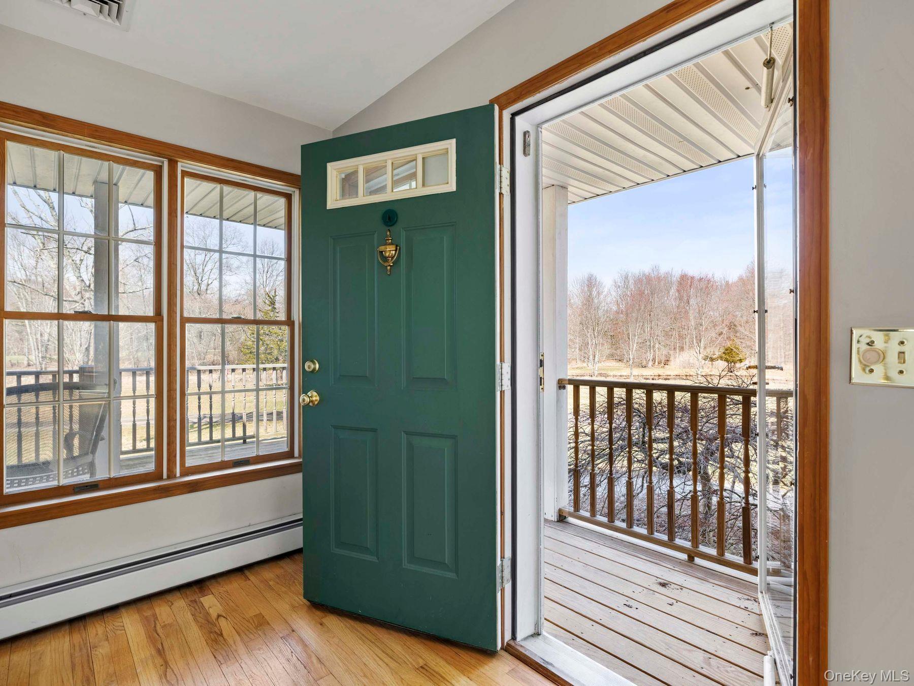 70 King Road Middletown, NY 10941 - Photo 3 of 44