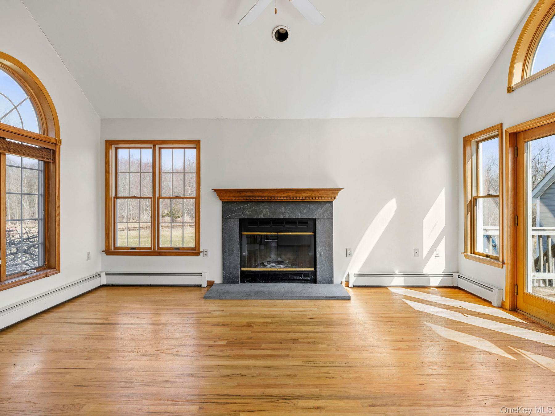 70 King Road Middletown, NY 10941 - Photo 7 of 44