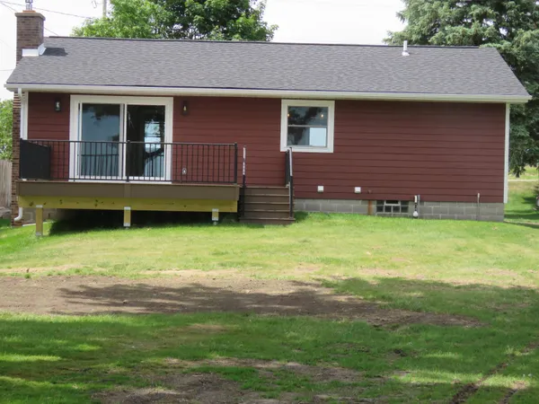 $749,000 | N10380 Howard Drive East, Fox Lake, WI 53933