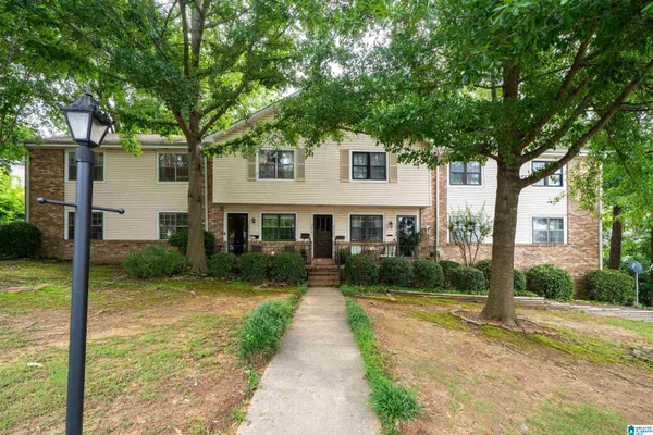 $224,900 | 2703 Southbury Circle, Unit 2703, Birmingham, AL 35216