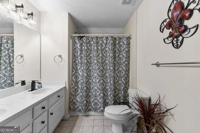 $799,000 | 160 Carrington Lane, Brooks, GA 30205