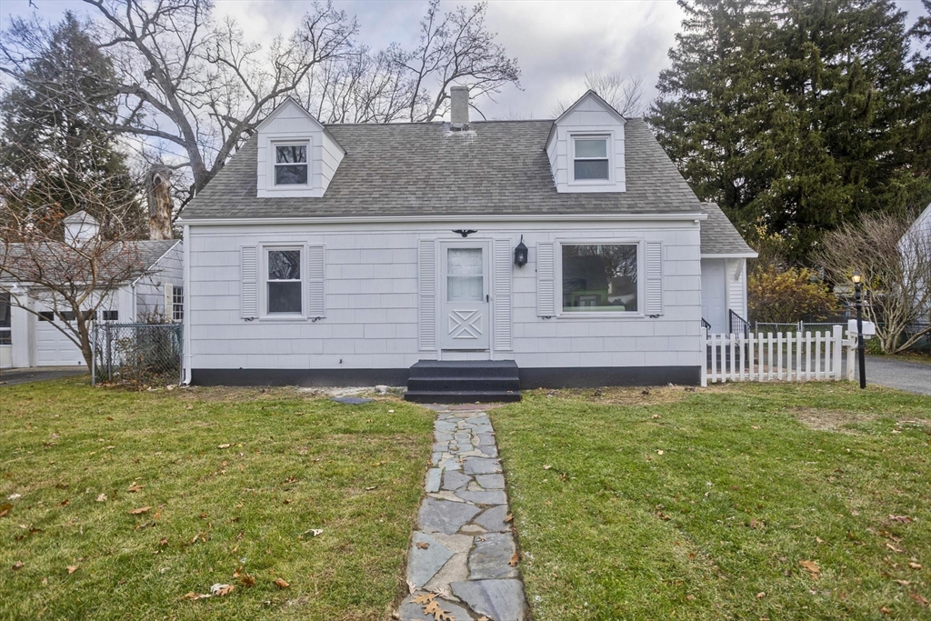 99 Massreco Street Springfield, MA 01109 - Photo 2 of 40 a front view of a house with a yard