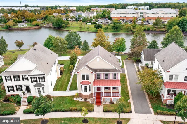 $1,100,000 | 10 North Street, Robbinsville, NJ 08691