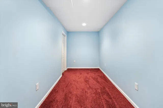 $1,100,000 | 10 North Street, Robbinsville, NJ 08691