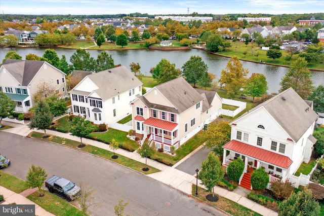 $1,100,000 | 10 North Street, Robbinsville, NJ 08691