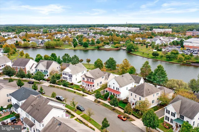 $1,100,000 | 10 North Street, Robbinsville, NJ 08691