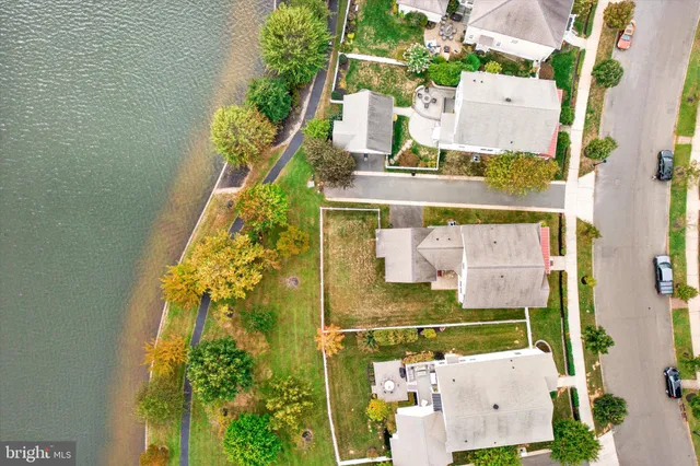 $1,100,000 | 10 North Street, Robbinsville, NJ 08691