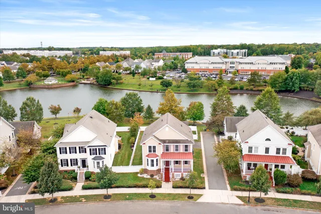 $1,100,000 | 10 North Street, Robbinsville, NJ 08691