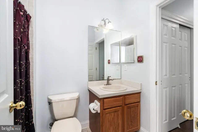 $1,100,000 | 10 North Street, Robbinsville, NJ 08691