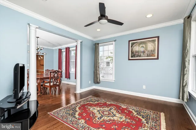 $1,100,000 | 10 North Street, Robbinsville, NJ 08691