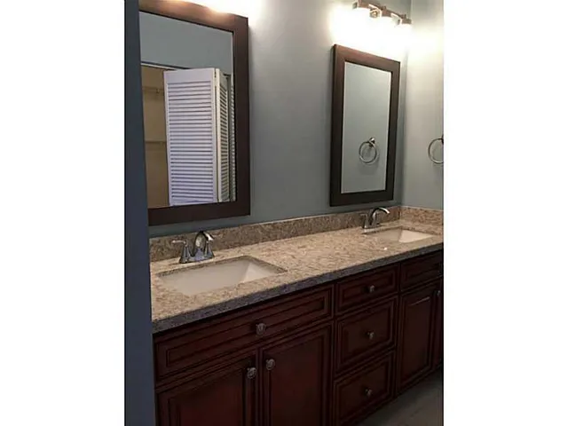 $2,900 | Undisclosed Address, Plantation, FL 33324