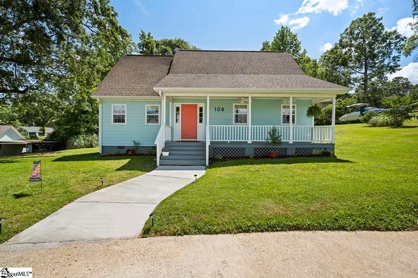 $339,900 | 108 Lakeshore Drive, Greenwood, SC 29649