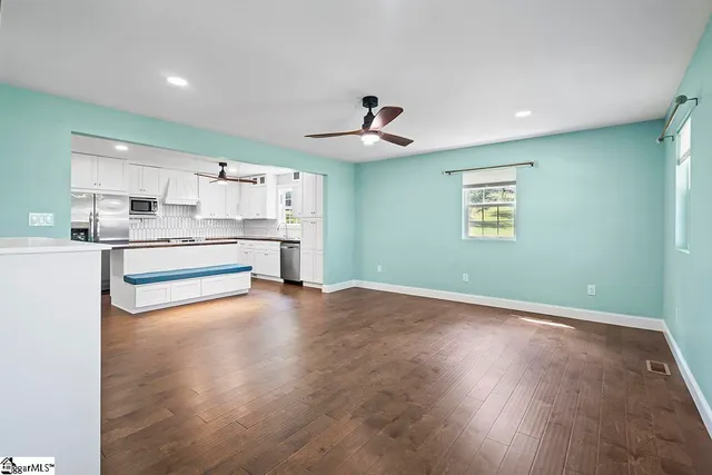 $339,900 | 108 Lakeshore Drive, Greenwood, SC 29649