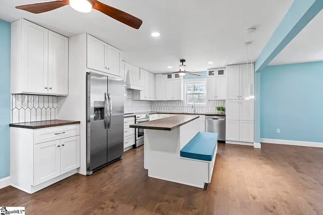 $339,900 | 108 Lakeshore Drive, Greenwood, SC 29649