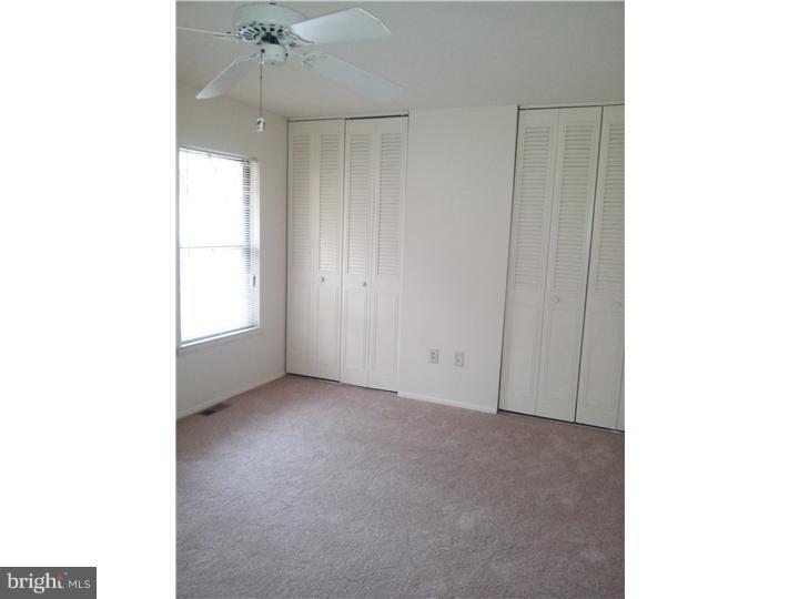44 Chelsea Circle Clementon, NJ 08021 - Photo 7 of 16 Bedroom - Main
