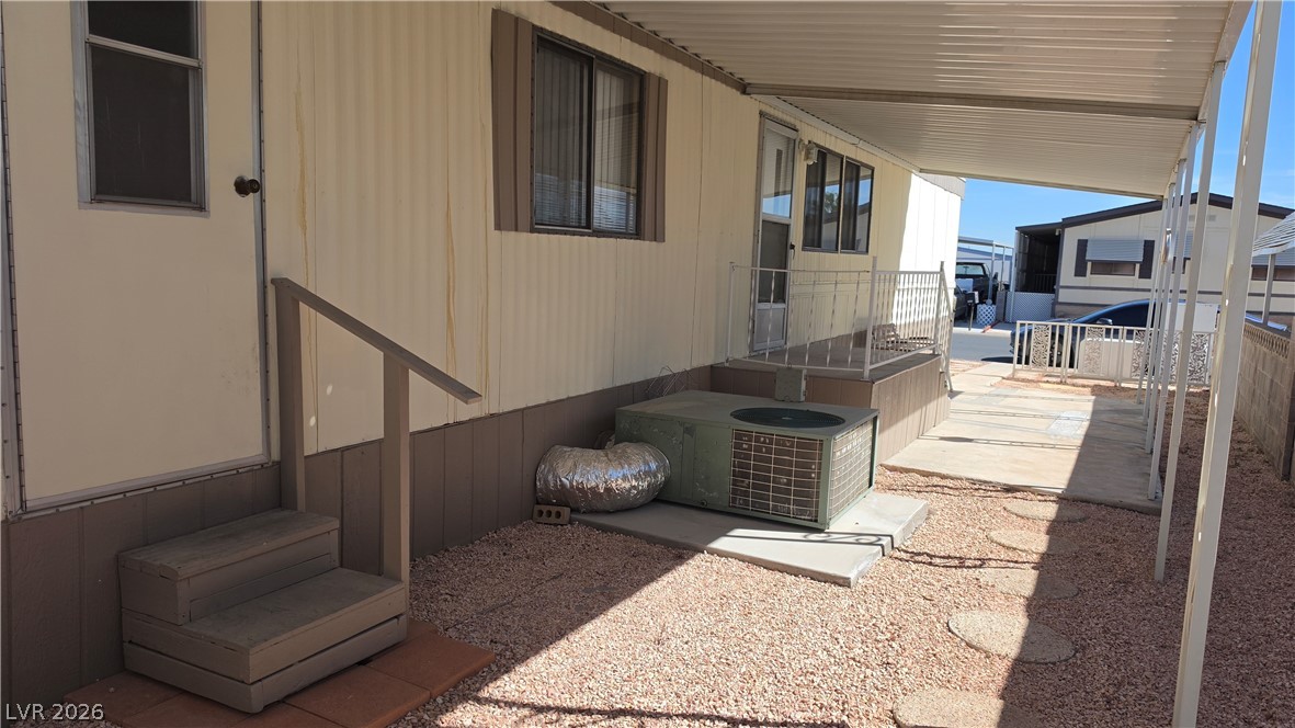 4633 Royal Ridge Boulevard Las Vegas, NV 89103 - Photo 13 of 37