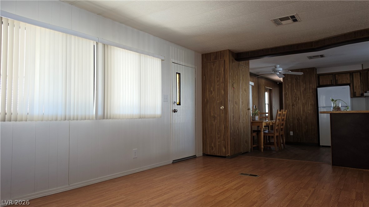 4633 Royal Ridge Boulevard Las Vegas, NV 89103 - Photo 15 of 37