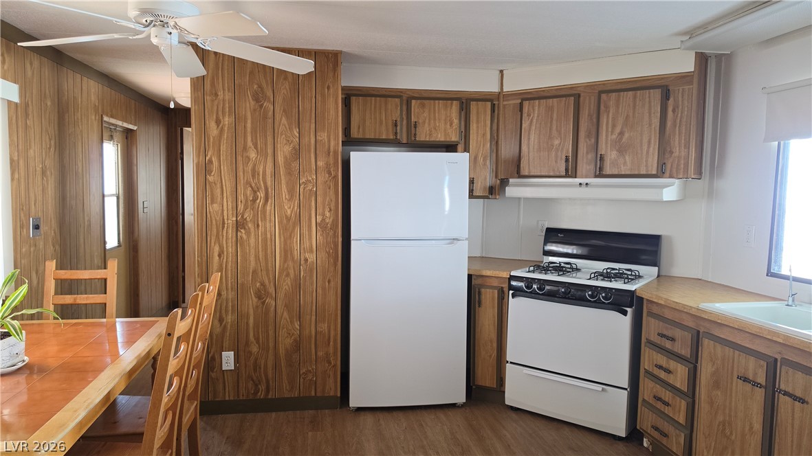 4633 Royal Ridge Boulevard Las Vegas, NV 89103 - Photo 17 of 37