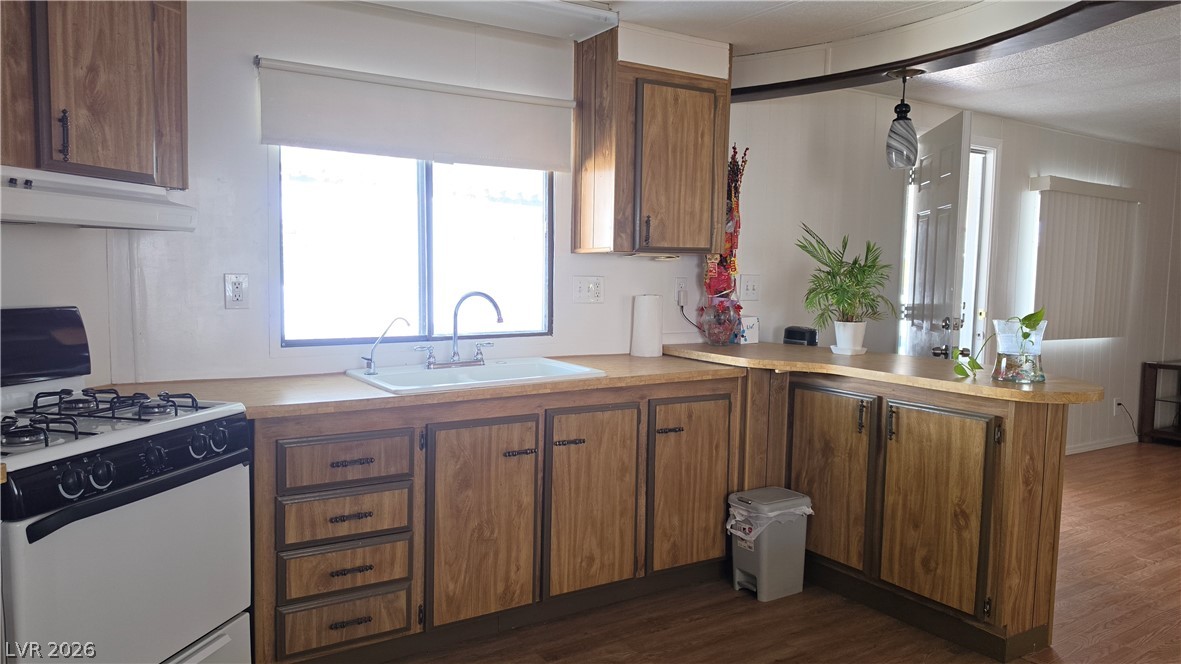 4633 Royal Ridge Boulevard Las Vegas, NV 89103 - Photo 18 of 37