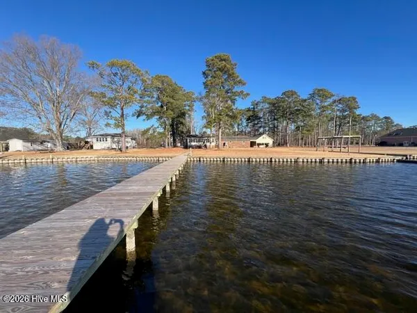 $650,000 | 651 Smith Shore Road, Belhaven, NC 27810