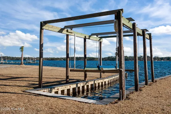 $650,000 | 651 Smith Shore Road, Belhaven, NC 27810