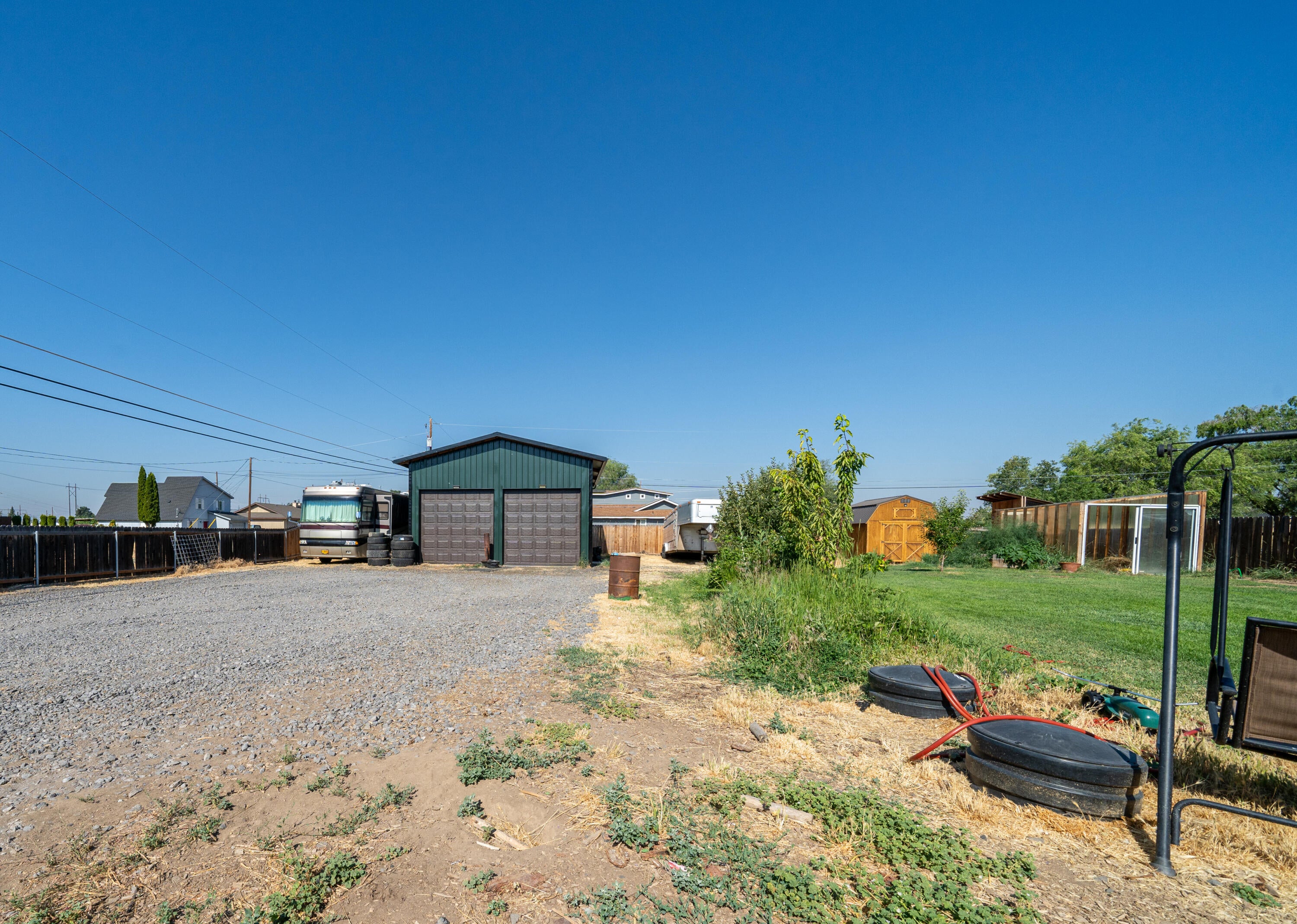 649 Southwest 33rd Street Redmond, OR 97756 - Photo 22 of 30 Shop & Yard