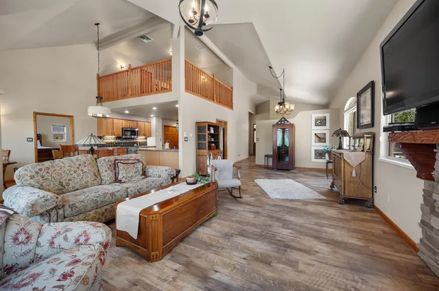 $835,000 | 464 Whitetail Lane, Grand Junction, CO 81507
