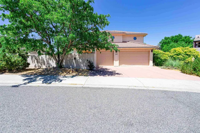 $835,000 | 464 Whitetail Lane, Grand Junction, CO 81507